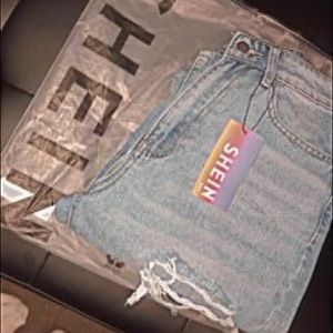 Straight let mom jeans from SHEIN.